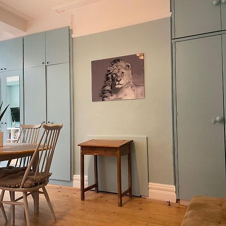 Right By Leigh Broadway Private Garden Large Ground Fl Apt Southend-on-Sea Exteriér fotografie